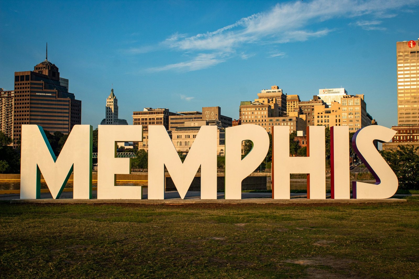 Memphis Hair Salon Guide City Sign