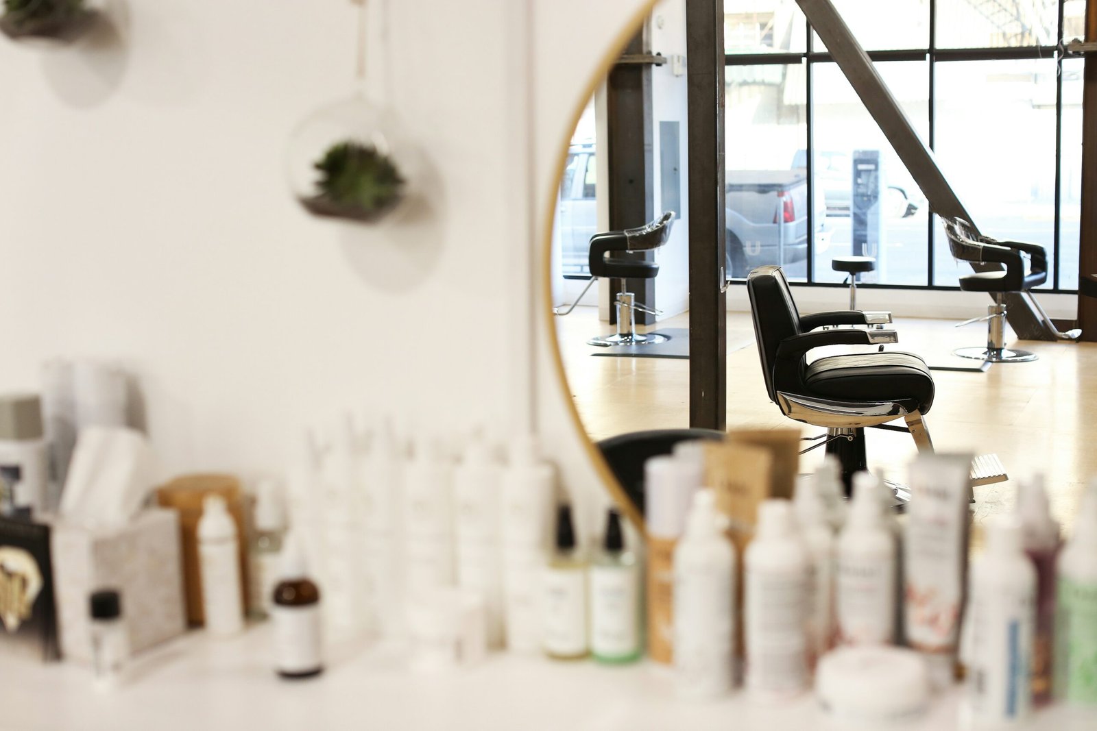 Los Angeles best hair salons guide inside salon